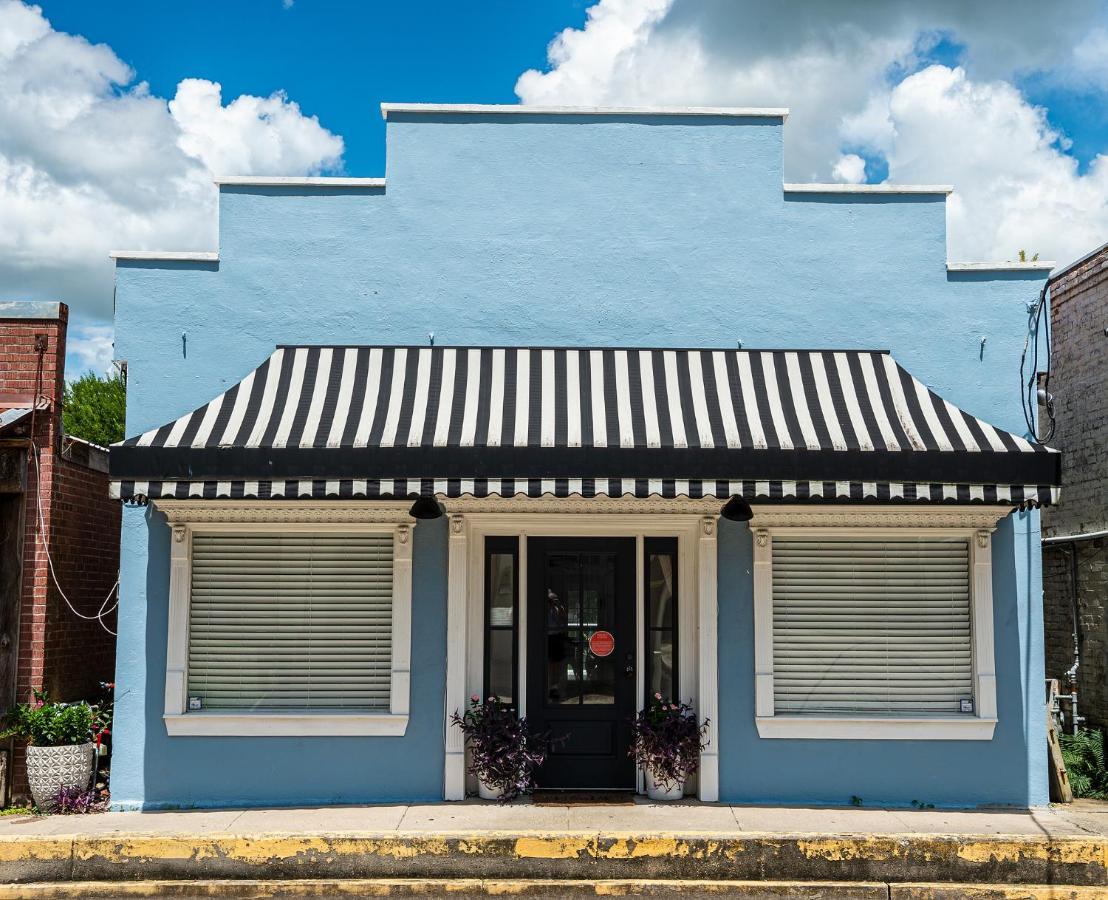 Chateau Royale, Pet Friendly, On Bayou, Downtown! ニューアイビーリア エクステリア 写真